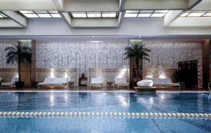 Risland Sky Mansion swimming pool